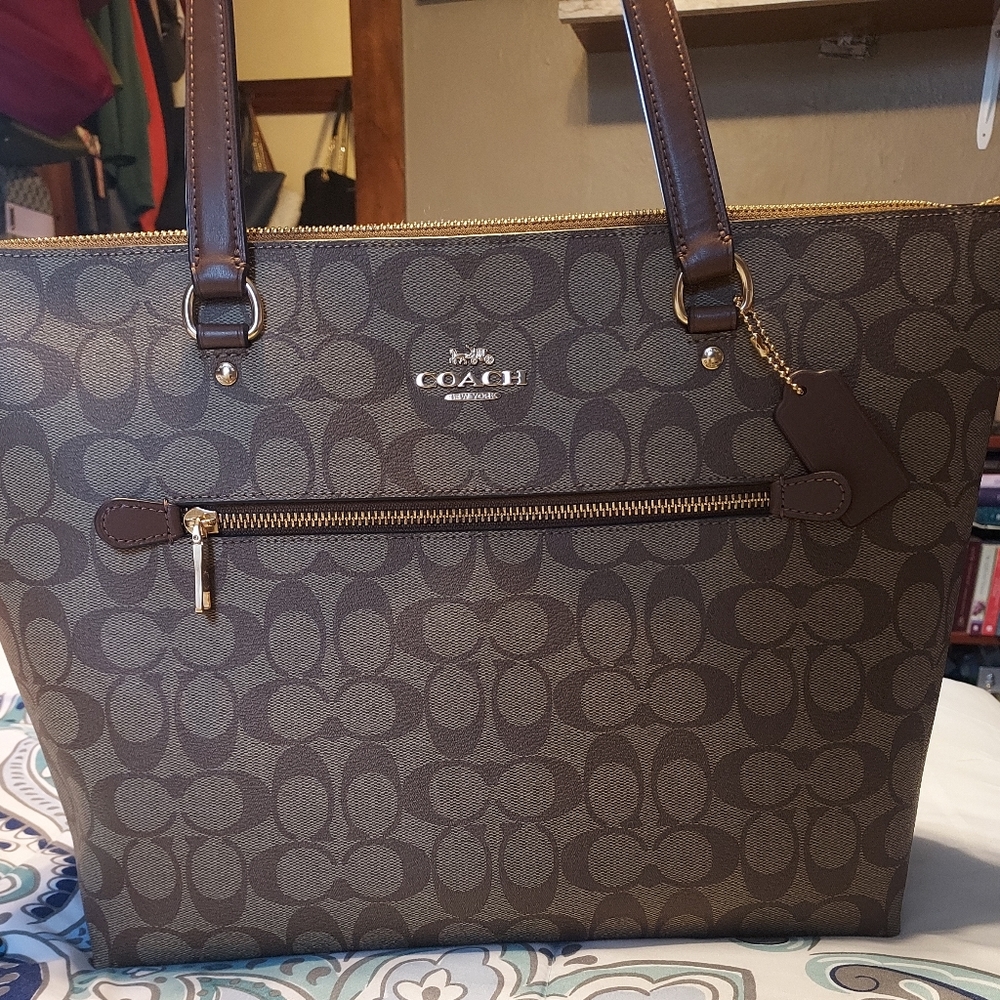 Coach Tote NWT